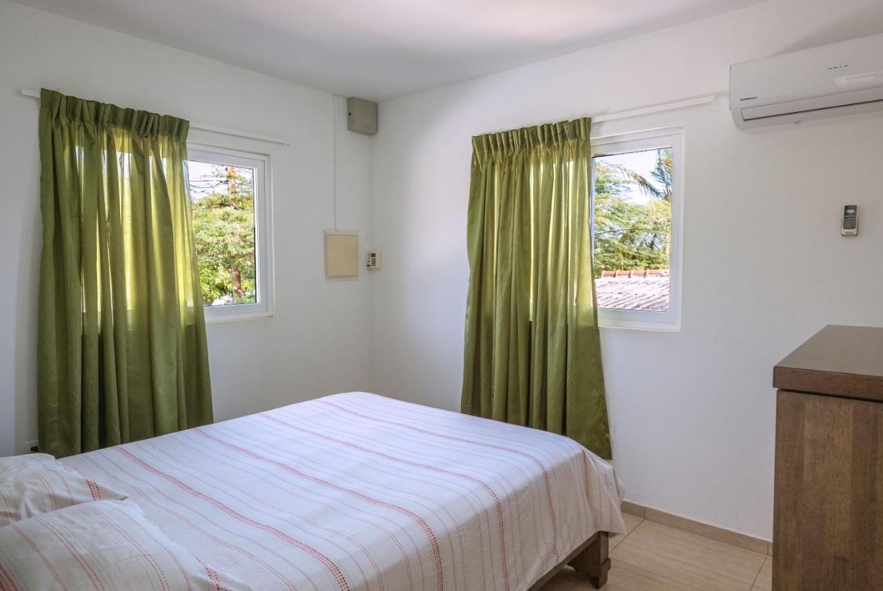 Whitehouse Lagun Apartments Exterior photo